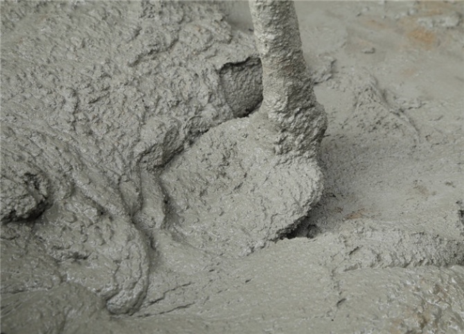 Метод испытания для соотношения смеси жидкого раствора в бетоне.